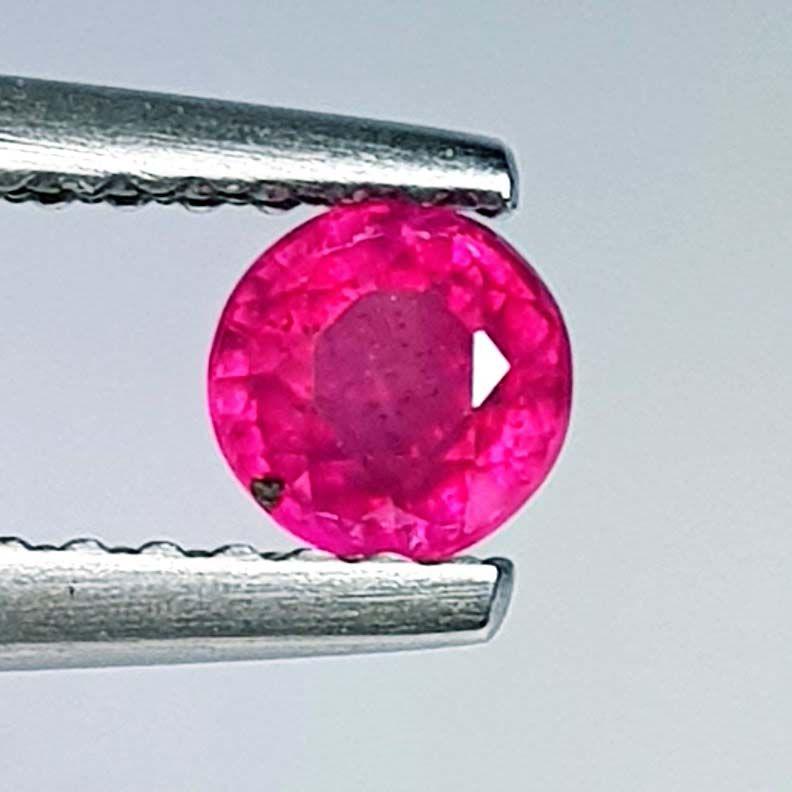 0.48 ctz Natural Ruby: No Reserve! Title: 0.48 ctz Natural Ruby Color/Clarity: Pinkis Red / VVS Gemstones: Ruby Carat Weights: 0.48 Size/Dimensions: 4.10 x 4.10 x 3.00 Additional Information: Round / Burma Shipping: Domes