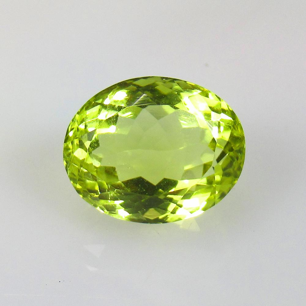 7.19 Ctw Natural Lemon Quartz Oval Cut: No Reserve! Title: 7.19 Ctw Natural Lemon Quartz Oval Cut Stone Clarity: VVS Gemstones: Natural Lemon Quartz Size/Dimensions: 7.19 Carat Weights: 13.00 x 10.50 x 8.20 mm Additional Information: Top Cl