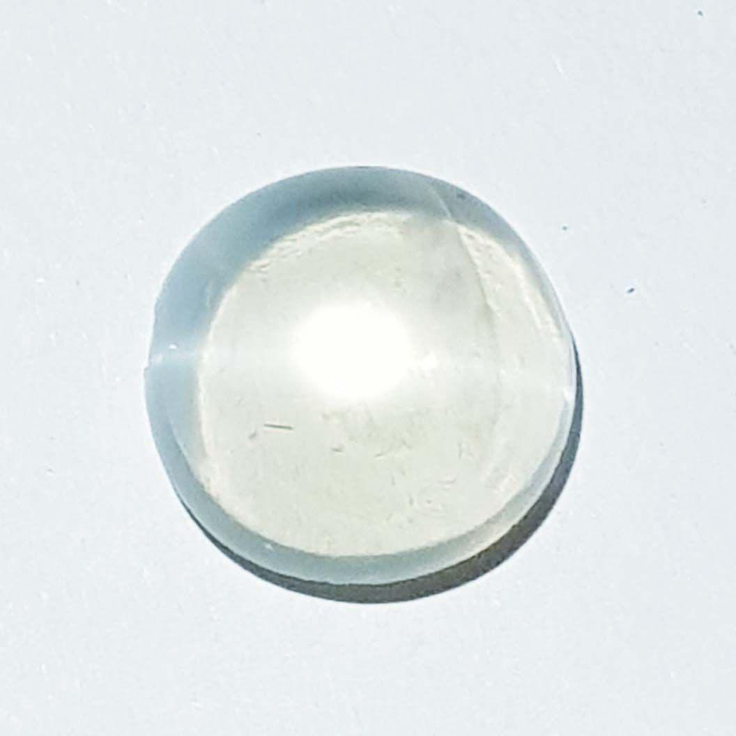 6.42 ct Natural Moonstone Cat's Eye: No Reserve! Title: 6.42 ct Natural Moonstone Cat's Eye Color/Clarity: White / Transparent Gemstones: Moonstone Carat Weights: 6.42 Size/Dimensions: 13.00 x 13.00 x 5.60 Additional Information: Round /