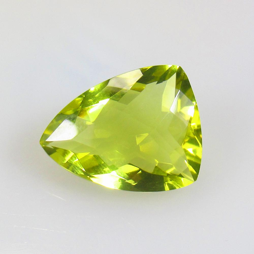 8.14 Ctw Natural Lemon Quartz Fancy Checkerboard Cut: No Reserve! Title: 8.14 Ctw Natural Lemon Quartz Fancy Checkerboard Cut Stone Clarity: VVS Gemstones: Natural Lemon Quartz Size/Dimensions: 8.14 Carat Weights: 16.10 x 12.40 x 7.40 mm Additional Infor