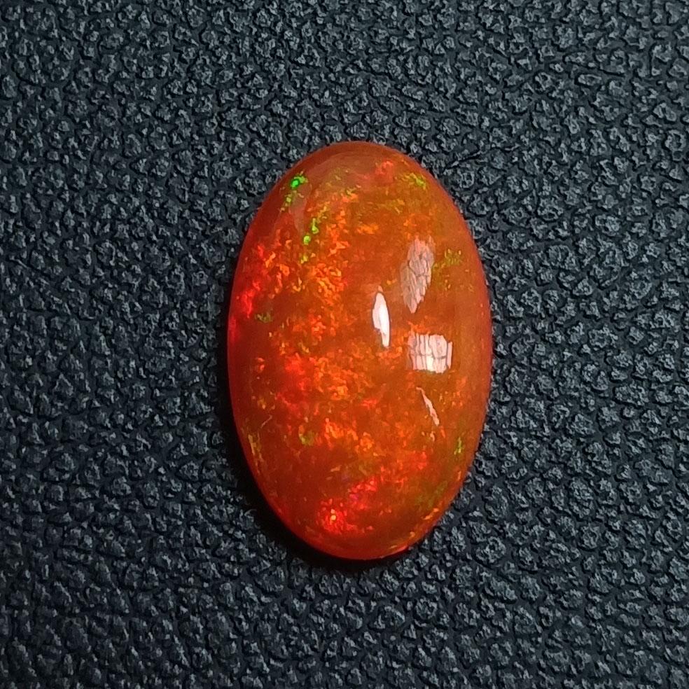RARE ! 2.57 CTS SUPER LUSTER ! NATURAL ETHIOPIAN ORANGE OPAL OVAL SHAPE LOOSE GEMSTONES (1 of 5)