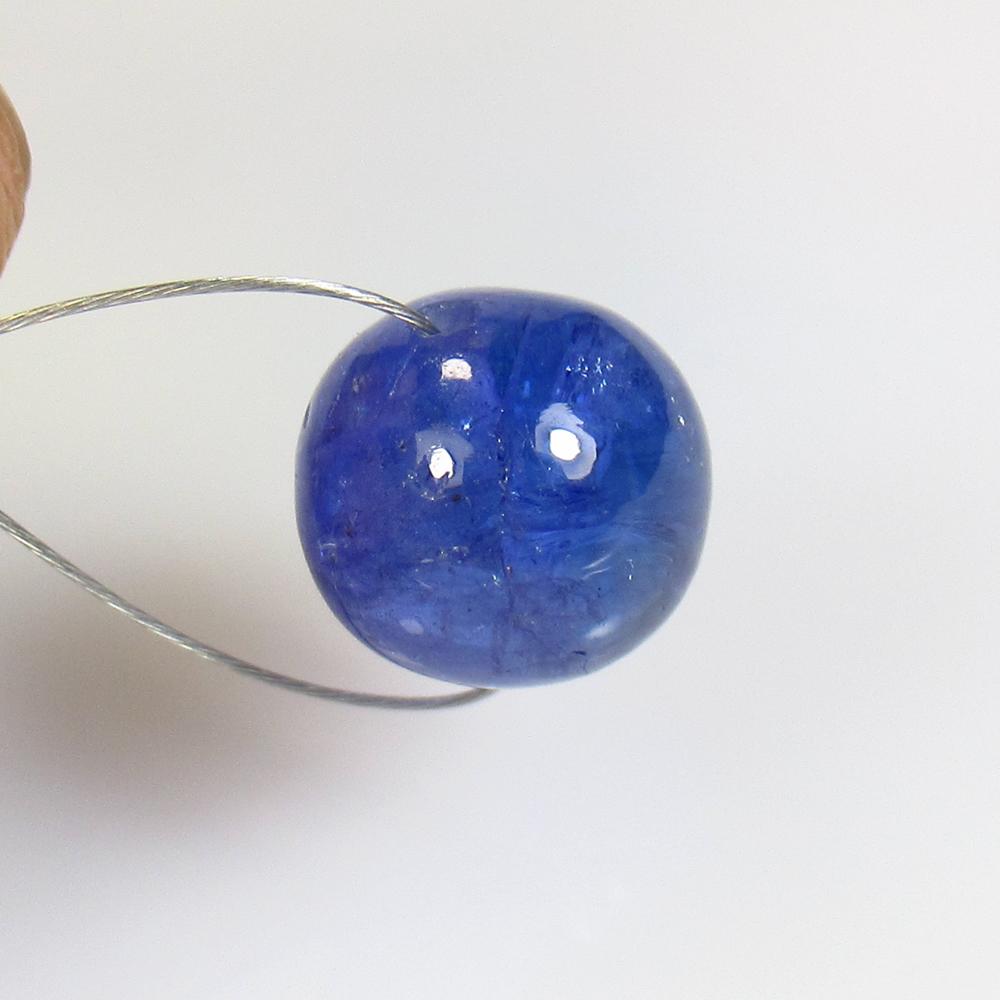 6.13 Ct Natural Drilled Tanzanite Round Beads: No Reserve! Title: 6.13 Ct Natural Drilled Tanzanite Round Beads Stone Clarity: Transparent Gemstones: Natural Tanzanite Beads Size/Dimensions: 6.13 Carat Weights: 8.70 x 8.70 mm Additional Informatio
