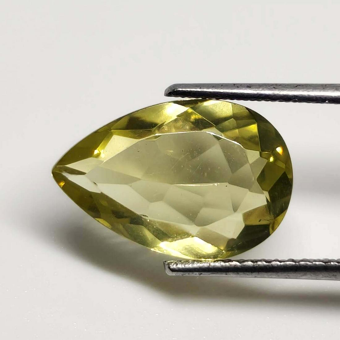 3.65 ct Natural Green Lemon Quartz: No Reserve! Gemstones: Natural Lemon Quartz Carat Weights: 3.65 ct Size/Dimensions: 14 x 9 x 5 mm Shipping: Domestic: Flat-rate of $7.00 to anywhere within the contiguous U.S. International: Foreign s