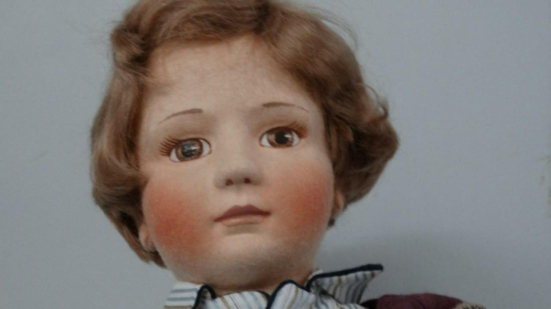 R. JOHN WRIGHT 1999 BEDTIME CHRISTOPHER ROBIN & POOH WITH NIGHTCAP #126 of 500: R. JOHN WRIGHT 1999 BEDTIME CHRISTOPHER ROBIN & POOH WITH NIGHTCAP #126 of 500 R. JOHN WRIGHT 1999 BEDTIME CHRISTOPHER ROBIN & POOH WITH NIGHTCAP #126 of 500 Description R. John Wright 1999 BEDTIME CH