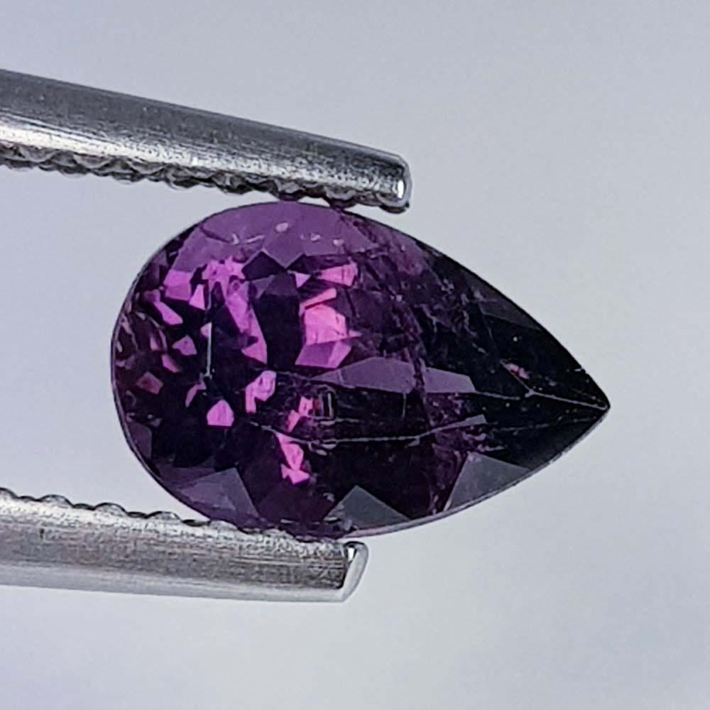 1.12 Ctz Top Grade Natural Spinel: No Reserve! Title: 1.12 Ctz Top Grade Natural Spinel Color/Clarity: Purple / VVS Gemstones: Spinel Carat Weights: 1.12 Size/Dimensions: 7.80 x 5.30 x 4.20 Additional Information: Pear / Burma Shipping