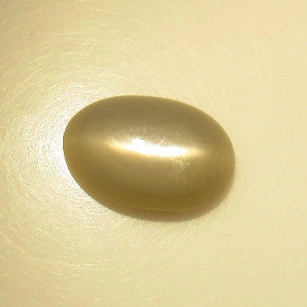 15.33 Ctw Natural Moonstone Oval Cab: No Reserve! Title: 15.33 Ctw Natural Moonstone Oval Cab Stone Clarity: Semi-Transparent Gemstones: Natural Moonstone Size/Dimensions: 15.33 Carat Weights: 20.00 x 13.40 x 8.20 mm Additional Informatio