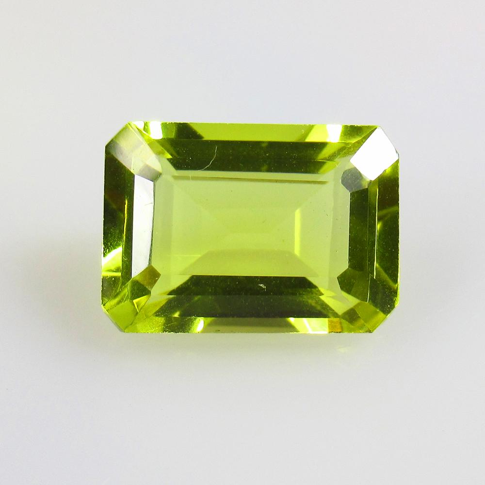 6.82 Ctw Natural Lemon Quartz Octagon Cut: No Reserve! Title: 6.82 Ctw Natural Lemon Quartz Octagon Cut Stone Clarity: VVS Gemstones: Natural Lemon Quartz Size/Dimensions: 6.82 Carat Weights: 14.00 x 10.00 x 6.80 mm Additional Information: Goo