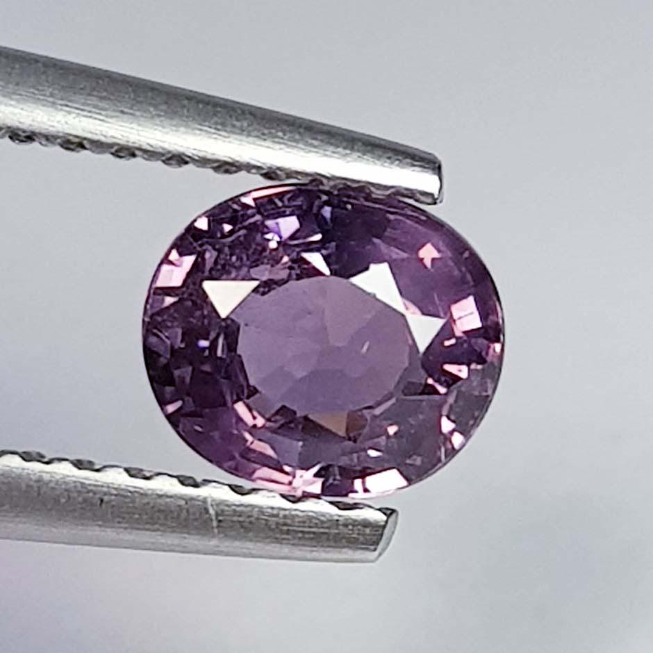 0.88 Ctz Top Grade Natural Spinel: No Reserve! Title: 0.88 Ctz Top Grade Natural Spinel Color/Clarity: Purple / VVS Gemstones: Spinel Carat Weights: 0.88 Size/Dimensions: 6.00 x 5.40 x 3.30 Additional Information: Oval / Burma Shipping