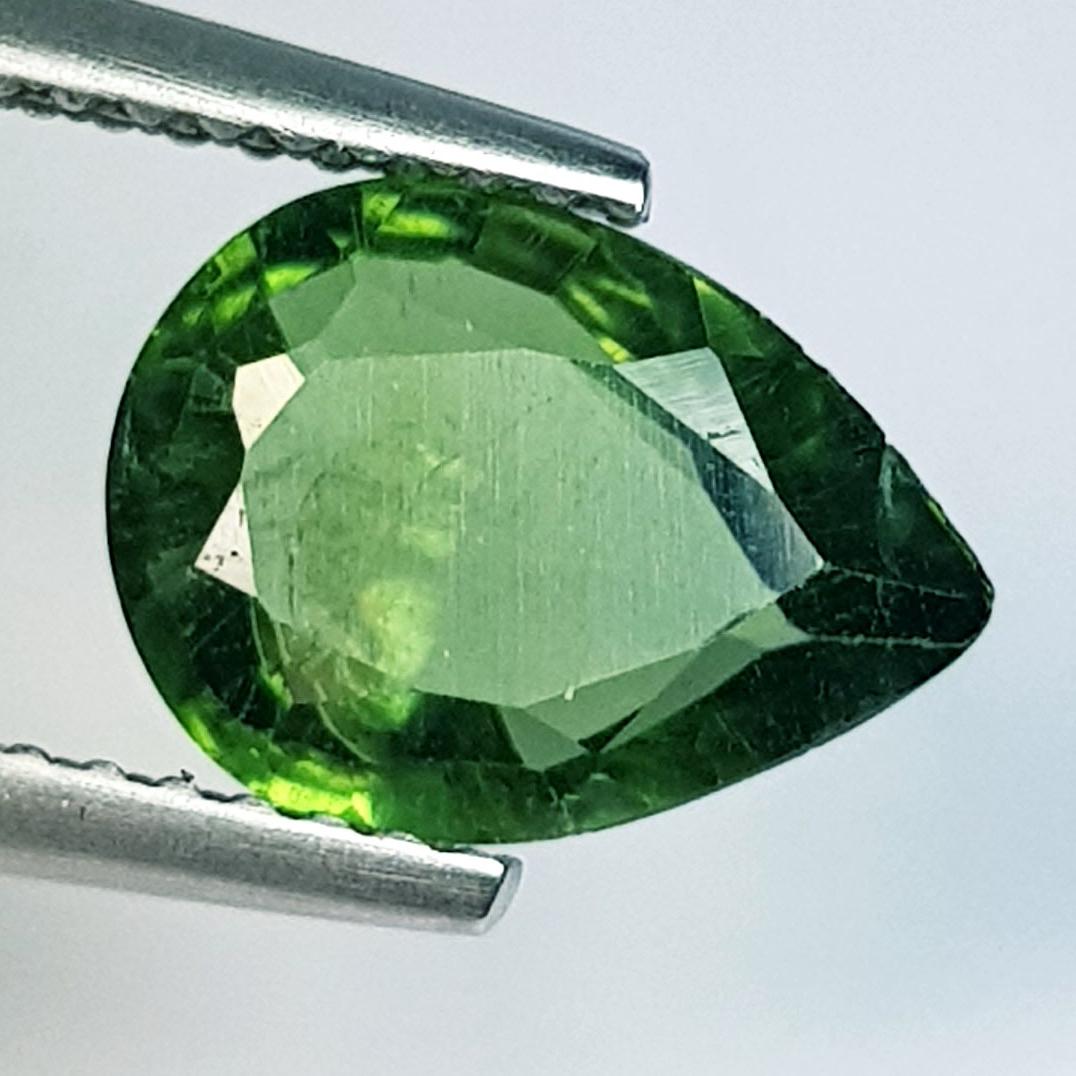 2.09ctz Rare Green Oval Cut Natural Apatite (1 of 4)