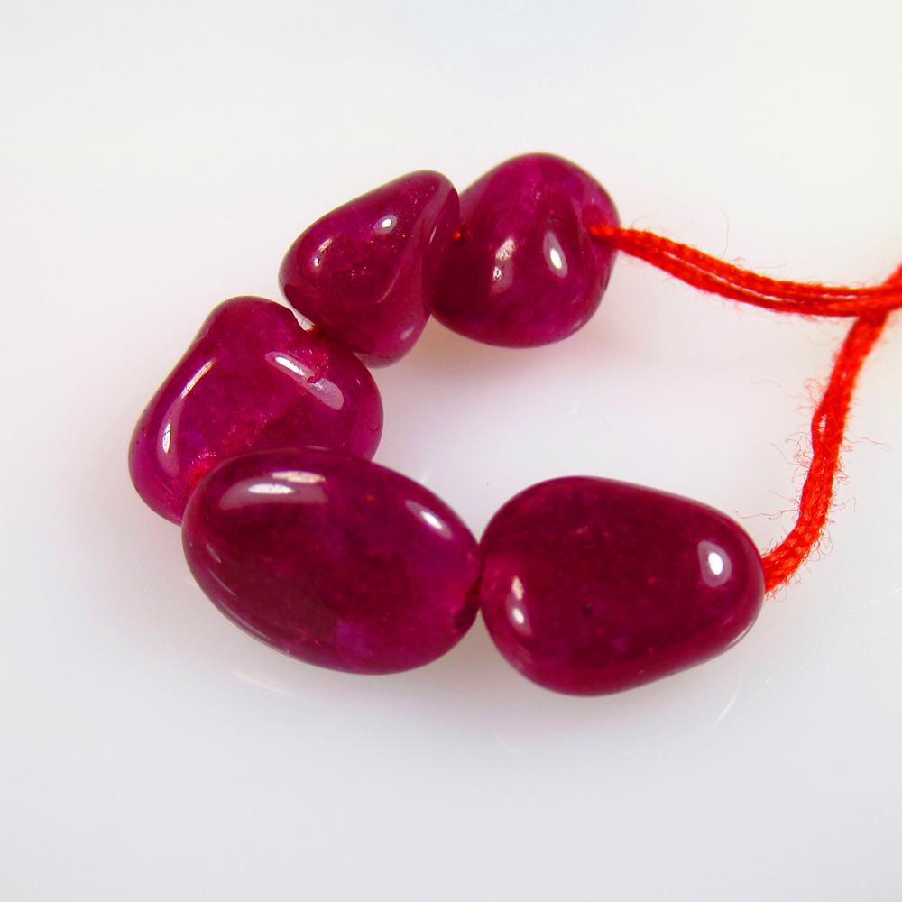 14.20 Ctw Natural 5 Mozambique Red Ruby Dumble Beads (1 of 2)
