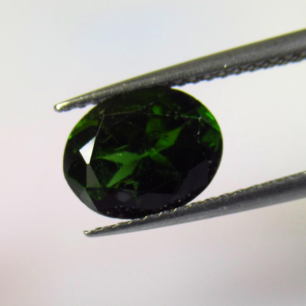 2.23 Ct Natural Green Tourmaline Oval Cut: No Reserve! Title: 2.23 Ct Natural Green Tourmaline Oval Cut Stone Clarity: VS Gemstones: Natural Tourmaline Carat Weights: 2.23 Size/Dimensions: 9.30 x 7.40 x 5.50 mm Additional Information: Excellen