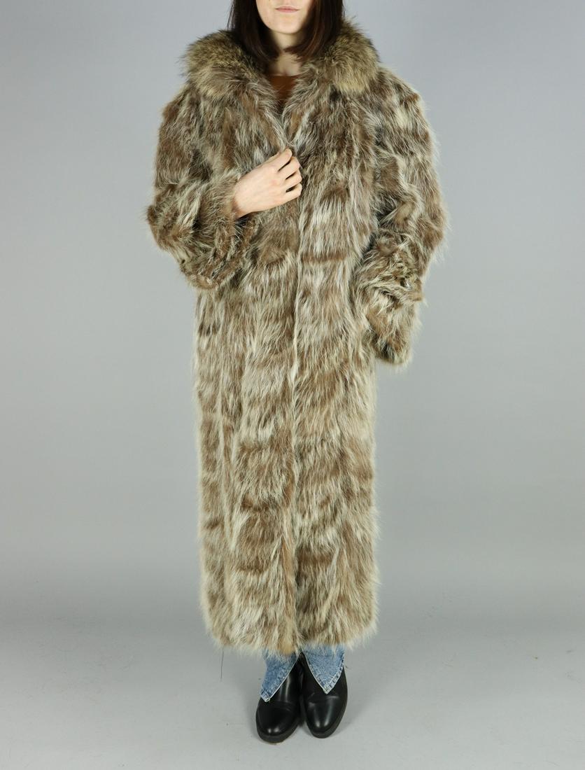 LONG RACCOON FUR COAT EU: L; US: 16 (1 of 10)