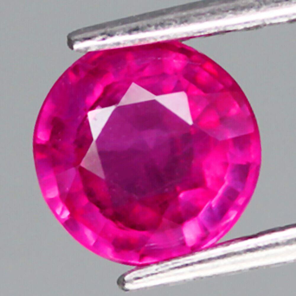 2,08 cts Natural Round Pink Red Ruby (1 of 3)