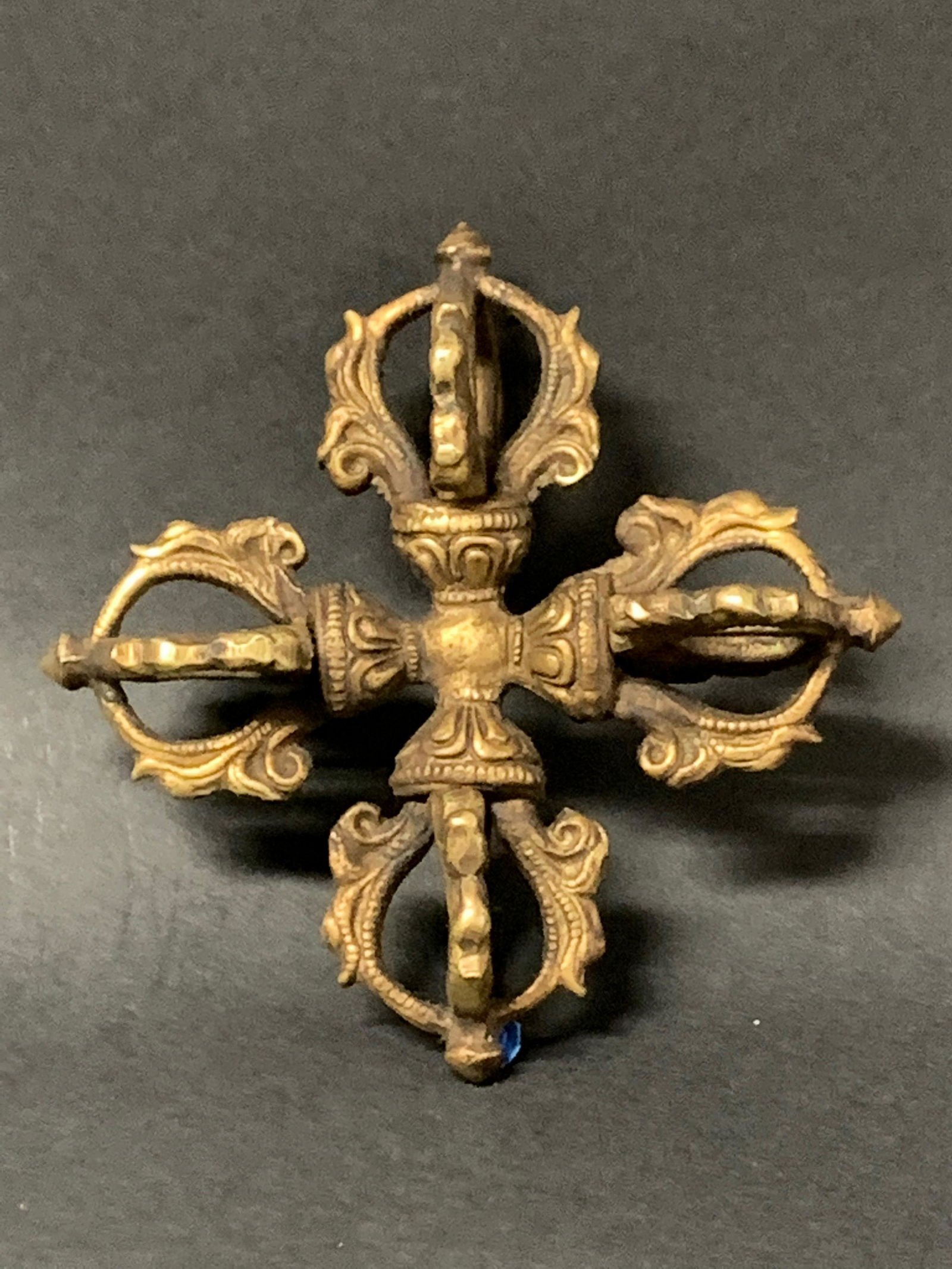 Bronze Phurba Dagger: Title: Bronze Phurba Dagger Date/Period: 20th Century Dimension: 4" h x 4" w Materials: Bronze Description: Chinese Art Bronze Phurba Dagger Reserve: $60.00 Shipping: Domestic: Flat-rate of $30.00 to