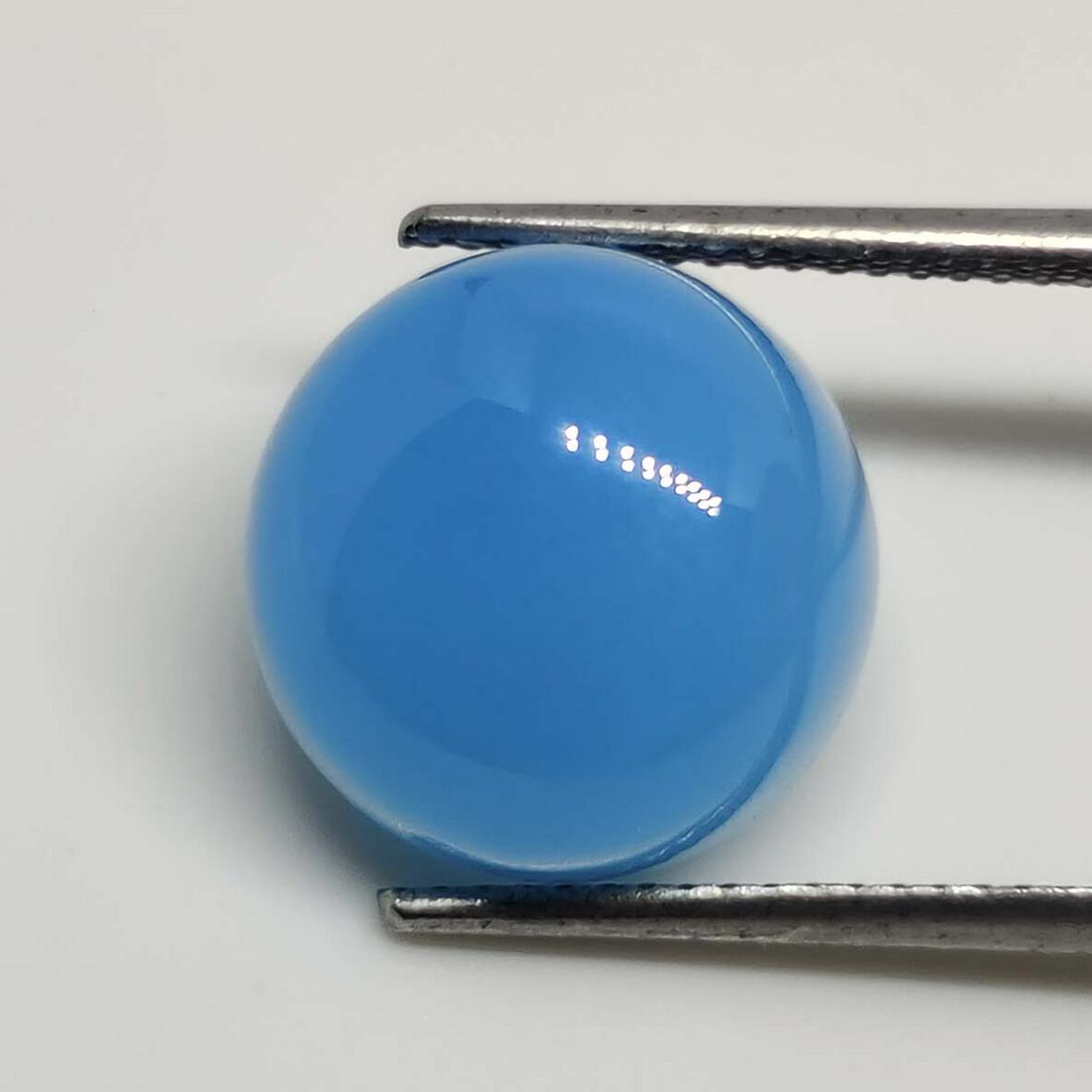 8.10 ct Natural Blue Chalcedony: No Reserve! Title: 8.10 ct Natural Blue Chalcedony Additional Information: Gemstones: Chalcedony Carat Weights: 8.10 ct Size/Dimensions: 12 X 6.8 mm Materials & Techniques: Chalcedony Shipping: Domest