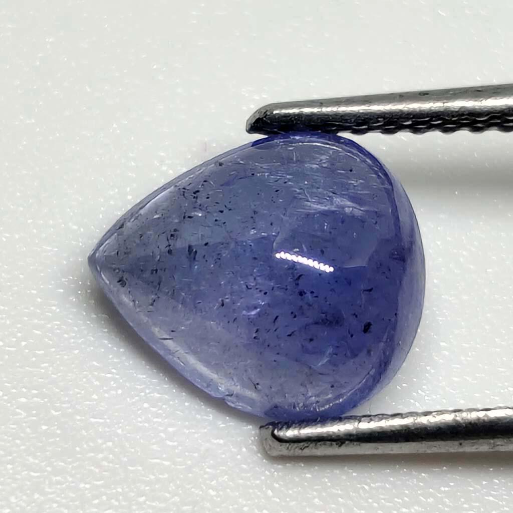 1.75 ct Natural Tanzanite: No Reserve! Title: 1.75 ct Natural Tanzanite Additional Information: Gemstones: Tanzanite Carat Weights: 1.75 ct Size/Dimensions: 9 x 7 x 3 mm Origin : Tanzania Materials & Techniques: Tanzanite,Stone