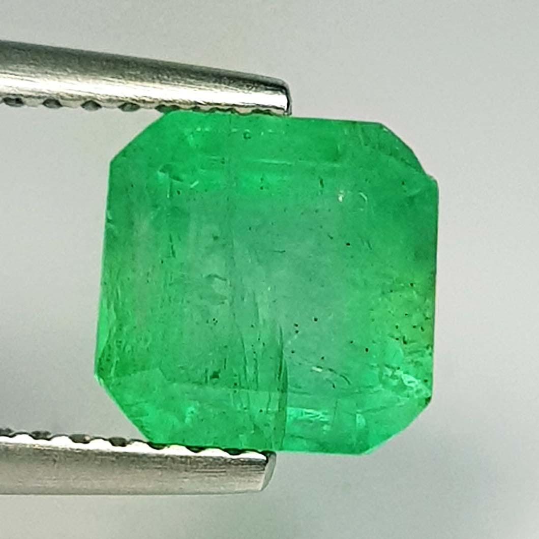 2.25 Ctz Top Quality Natural Emerald (1 of 4)