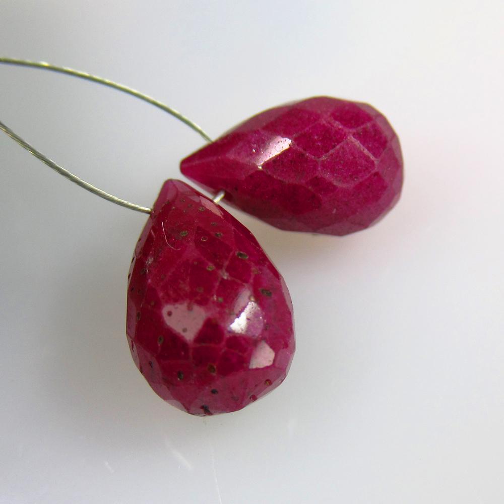 11.48 Ctw Natural 2 Red Ruby Pear Drop Beads (1 of 2)