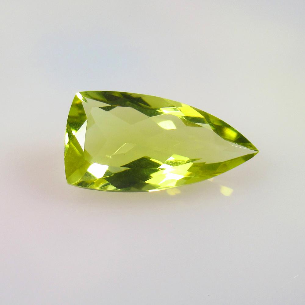 8.80 Ctw Natural Lemon Quartz Fancy Cut: No Reserve! Title: 8.80 Ctw Natural Lemon Quartz Fancy Cut Stone Clarity: VVS Gemstones: Natural Lemon Quartz Carat Weights: 8.8 Size/Dimensions: 20.80 x 10.80 x 6.80 mm Additional Information: Top Cl