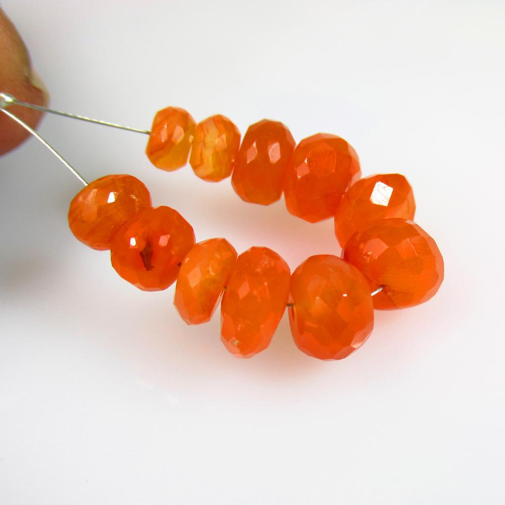 22.71 Ctw Natural 11 Drilled Orange Carnelian Round Beads: No Reserve! Title: 22.71 Ctw Natural 11 Drilled Orange Carnelian Round Beads Stone Clarity: Semi-Transparent Gemstones: Natural Carnelian Beads Carat Weights: 22.71 Size/Dimensions: 5.80 - 8.60 mm / 1