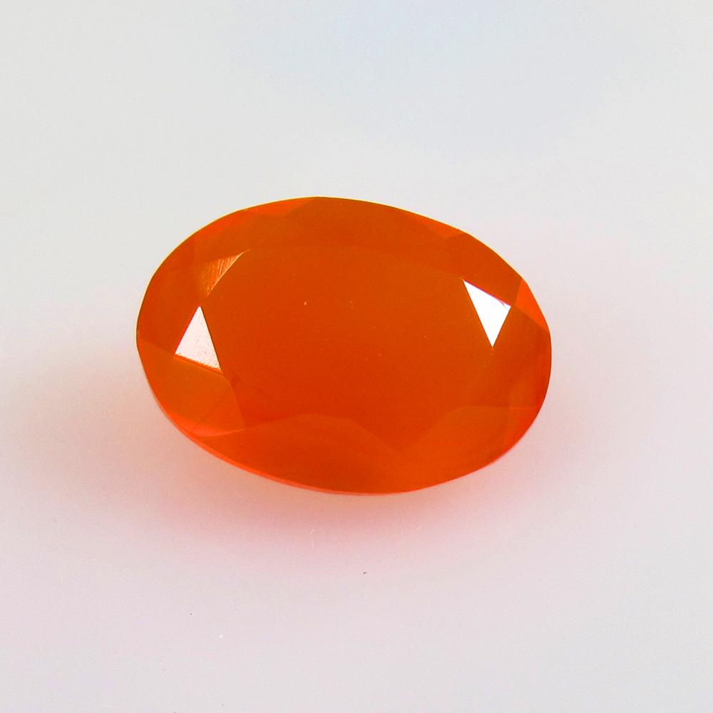 5.52 Ctw Natural Orange Carnelian Oval Cut: No Reserve! Title: 5.52 Ctw Natural Orange Carnelian Oval Cut Stone Clarity: Semi-Transparent Gemstones: Natural Carnelian Carat Weights: 5.52 Size/Dimensions: 14.00 x 10.00 x 6.50 mm Additional Infor