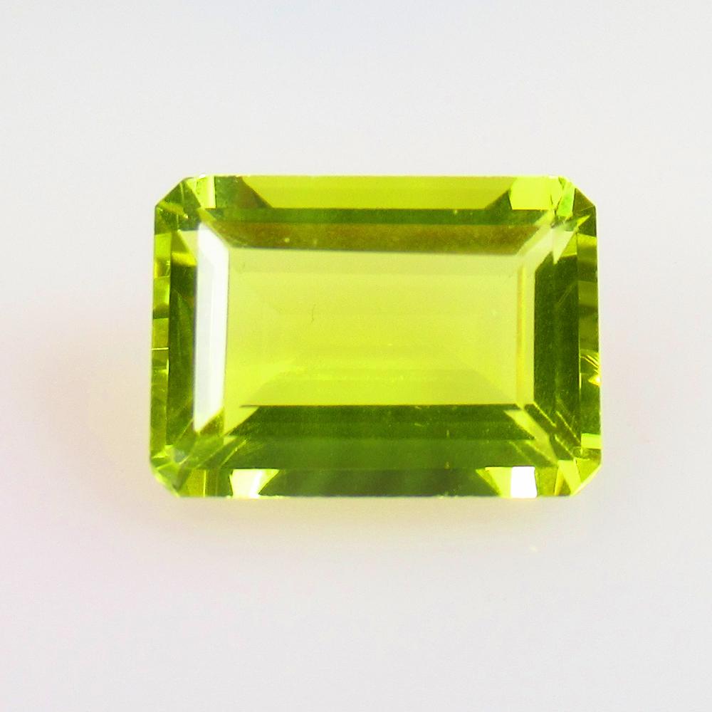 6.97 Ctw Natural Lemon Quartz Octagon Cut: No Reserve! Title: 6.97 Ctw Natural Lemon Quartz Octagon Cut Stone Clarity: VVS Gemstones: Natural Lemon Quartz Carat Weights: 6.97 Size/Dimensions: 14.00 x 10.10 x 6.40 mm Additional Information: Goo