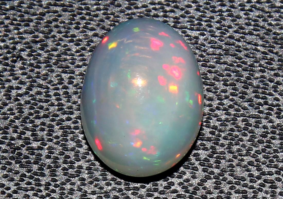 1.38 Cts  Natural Ethiopian Opal (1 of 2)