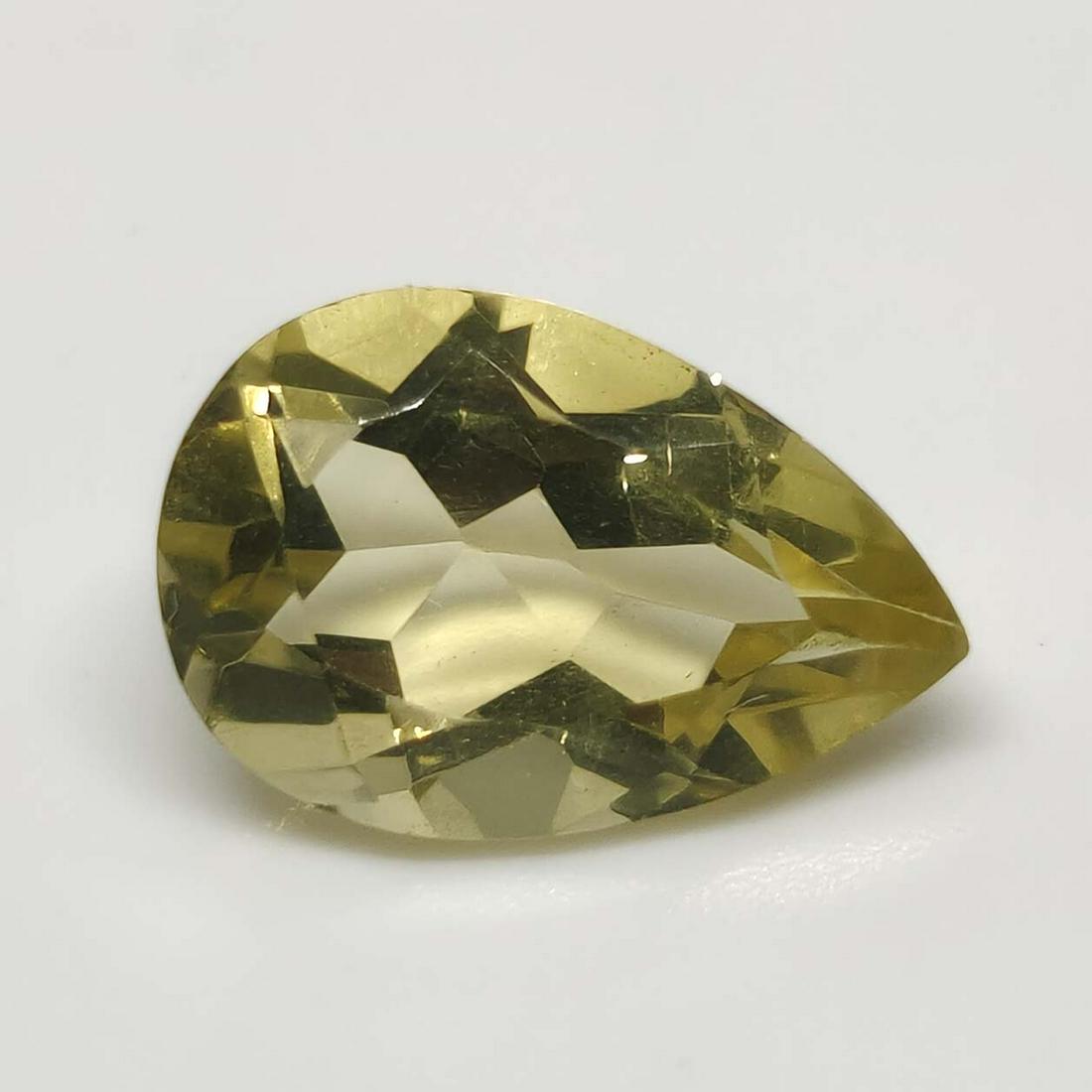 5.50 ct Natural Green Lemon Quartz: No Reserve! Title: 5.50 ct Natural Green Lemon Quartz Additional Information: Gemstones: Natural Lemon Quartz Carat Weights: 5.50 ct Size/Dimensions: 15 x 10 x 7 mm Materials & Techniques: Quartz Ship
