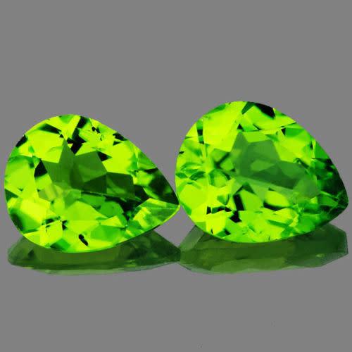 Pair of Natural Peridot 0.88tcw Pear Apple Green VVS (1 of 1)