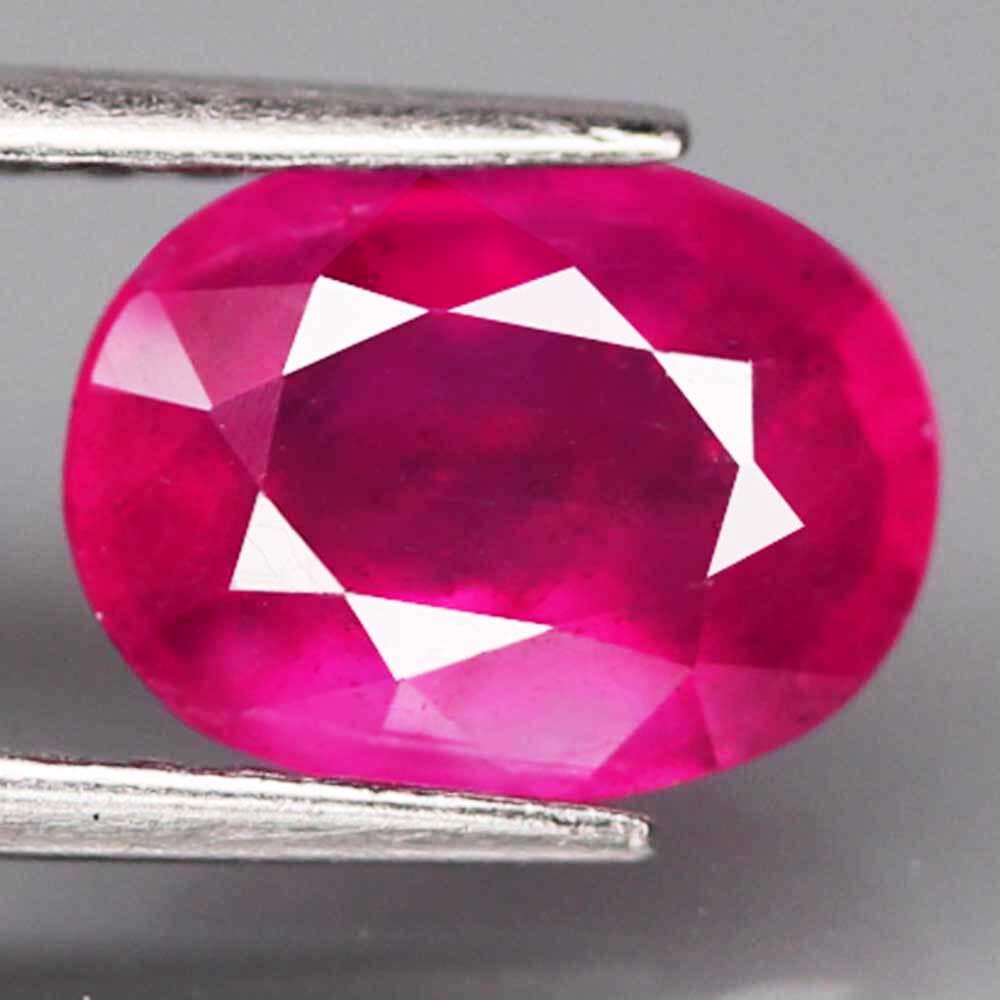 2,80 cts Natural Oval Pink Red Ruby (1 of 3)