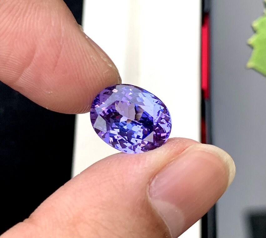 Tanzanite Gemstone, Tanzanite Loose Stone, Tanzanite Jewelry, Tanzanite Gem, Faceted Oval Cut: Materials: Gem type: Tanzanite Carat weight: 6.90 Description Tanzanite Gemstone, Tanzanite Loose Stone, Tanzanite Jewelry, Tanzanite Gem, Faceted Oval Cut Gemstone, DETAILS: Gemstone Type: Natural Ta