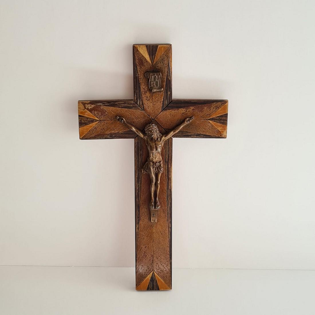Wall Crucifix,Wooden Church Cross, Jesus Christ (1 of 7)