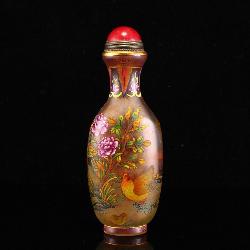 Chinese Gilt Edge Peking Glass Snuff Bottle: Title: Chinese Gilt Edge Peking Glass Snuff Bottle Date Period: After 1900 Origin: Chinese Materials: Peking Glass Dimensions: Dimension:108 x 40 x 25 (mm)4.25 x 1.57 x 0.98 (inches) Weight: 0.21 lbs/