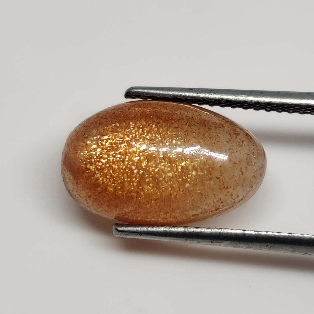 4.15 ct Natural Sunstone: No Reserve! Title: 4.15 ct Natural Sunstone Description: Gemstones: Sunstone Carat Weights: 4.15 ct Size/Dimensions: 14 X 9 X 4.5 mm Gemstone: Sunstone Shipping: Domestic: Flat-rate of $7.00 to an