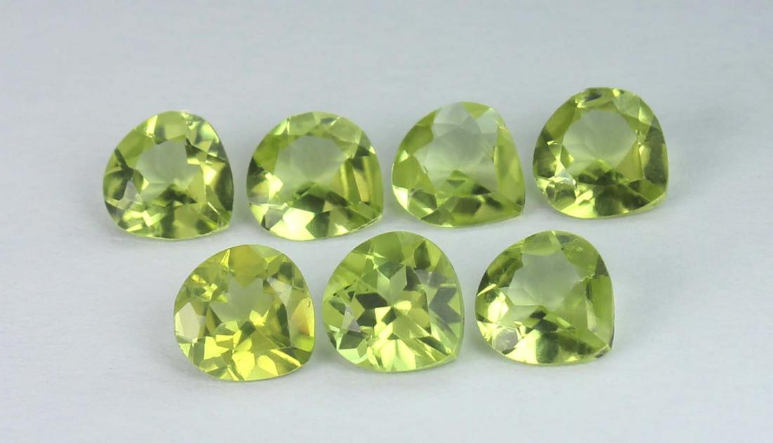 2.85 Cts Natural Peridot Lot (1 of 3)