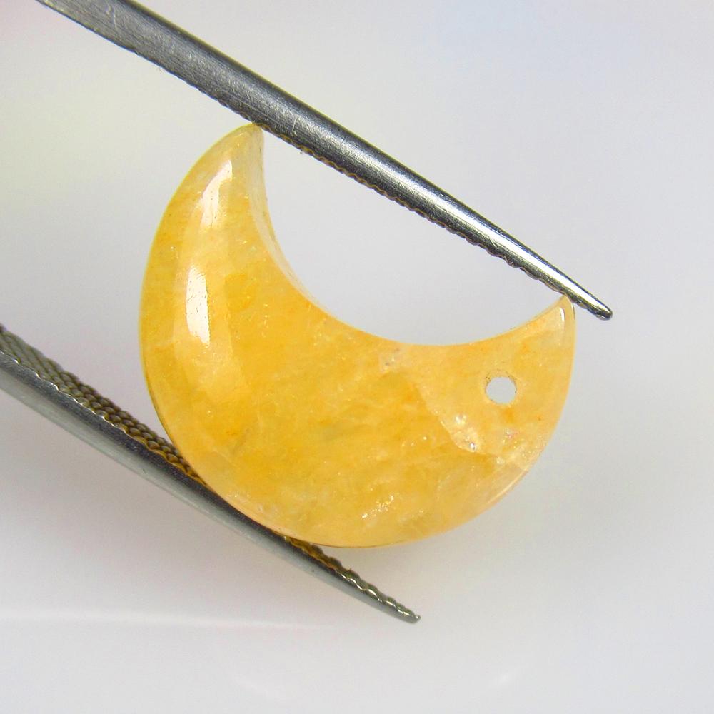 7.54 Ctw Natural Jasper Half Moon Cab: No Reserve! Title: 7.54 Ctw Natural Jasper Half Moon Cab Clarity: Opaque Gemstone: Natural Jasper Carat Weight: 7.54 Size/Dimensions: 16.20 x 8.00 x 8.00 mm Additional Information: Nice Half Moon Cabo