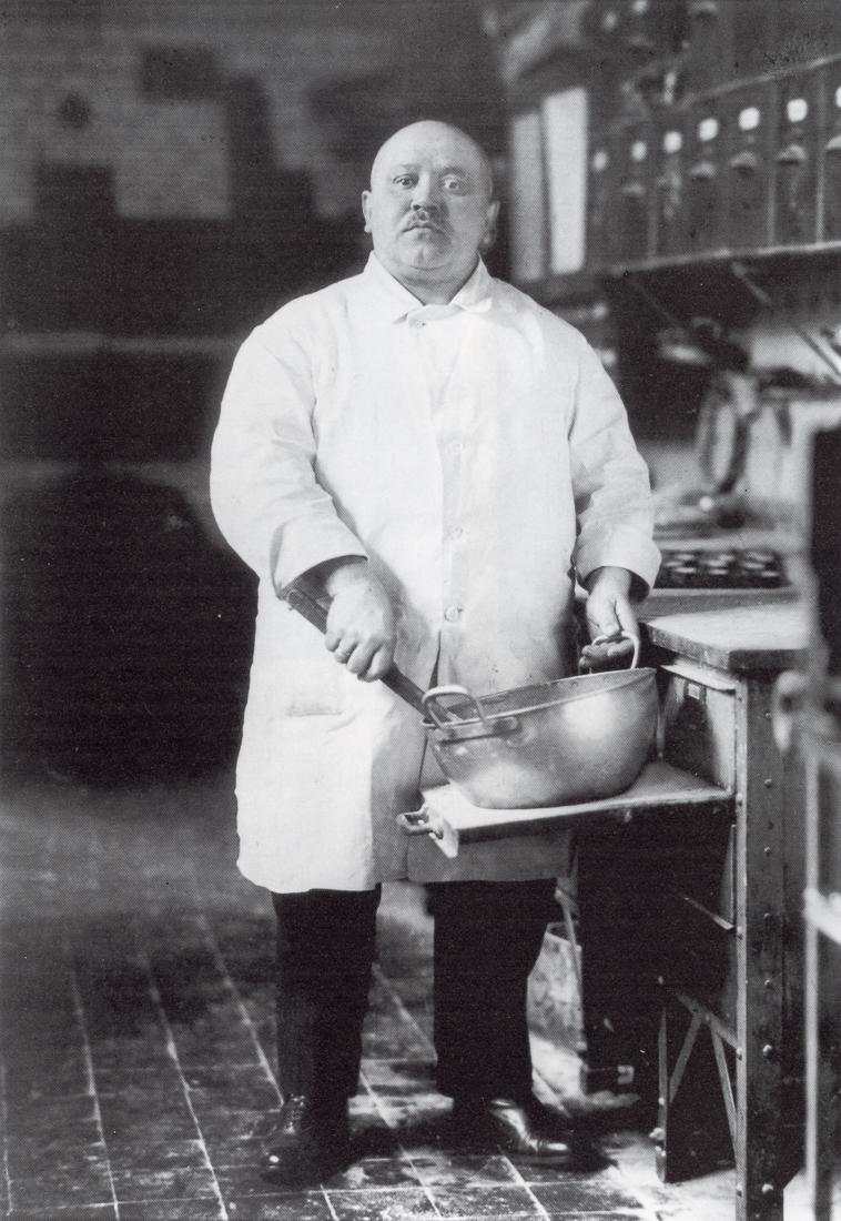 AUGUST SANDER - Pastry Chef, Cologne, 1928 (1 of 1)