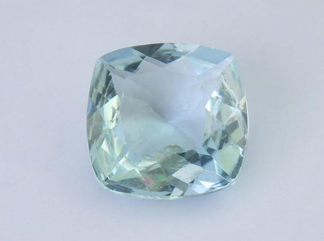 4.08 Cts Natural Aquamarine: No Reserve! Title: 4.08 Cts Natural Aquamarine Additional Information: Gemstone : Natural Aquamarine Origin : Brazil Weight : 4.08 carats Dimensions : 11x11 mm Shape : Square Cut Color : Light Blue Tr