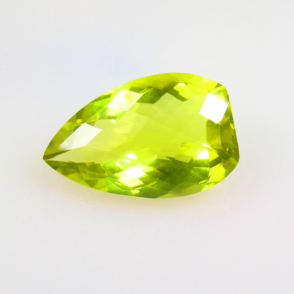 11.50 Ctw Natural Lemon Quartz Fancy Cut: No Reserve! Title: 11.50 Ctw Natural Lemon Quartz Fancy Cut Stone Clarity: VVS Gemstones: Natural Lemon Quartz Carat Weights: 11.5 Size/Dimensions: 20.30 x 12.90 x 8.40 mm Additional Information: Top 