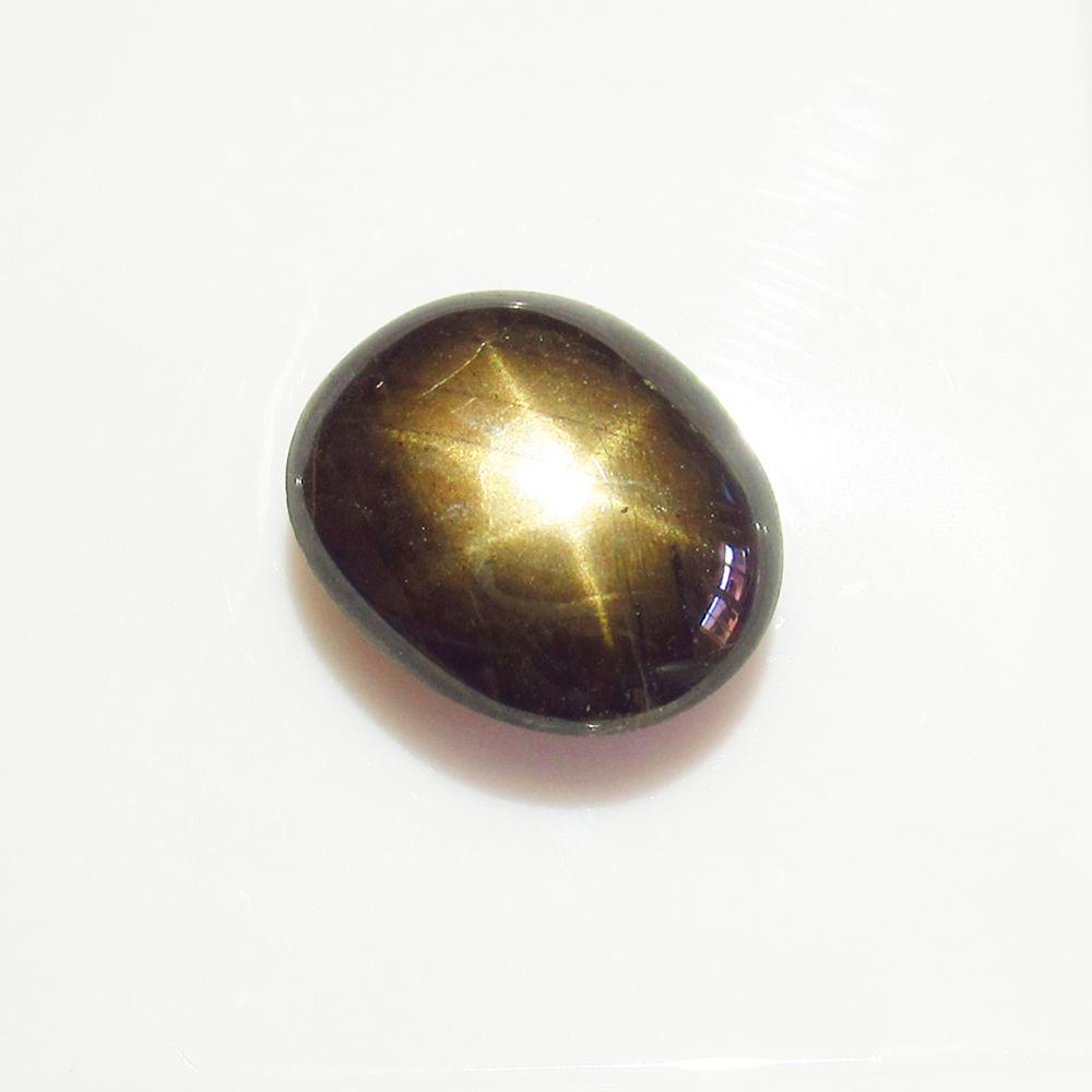 Natural Star Sapphire - 4.20 Ct: No Reserve! Title: Natural Star Sapphire - 4.20 Ct Origin: Sri Lanka Weight: 4.2 Size/Dimensions: 9.7 x 8 x 5 mm Additional Information: Pieces : 1 No's / Shape : Oval Cab / Color : Balck / Clarity :