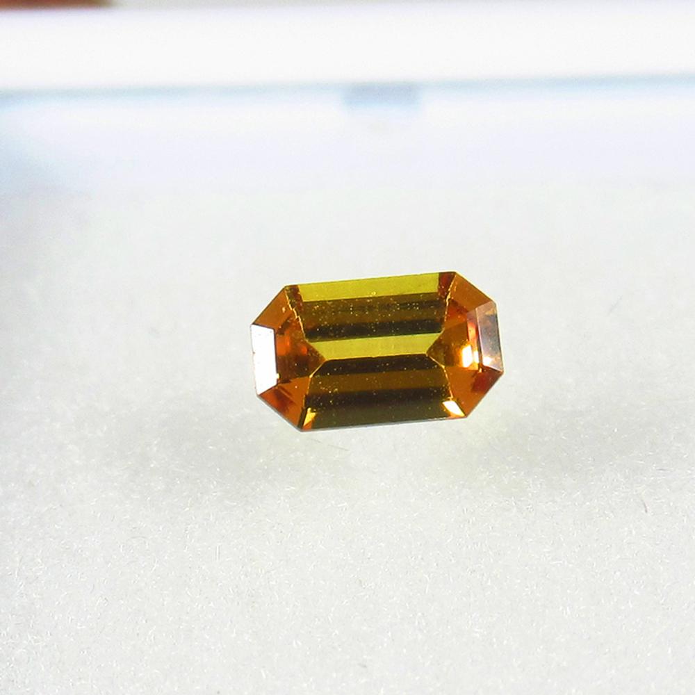 Natural Fancy Orange Sapphire - 0.27 Ct (1 of 2)