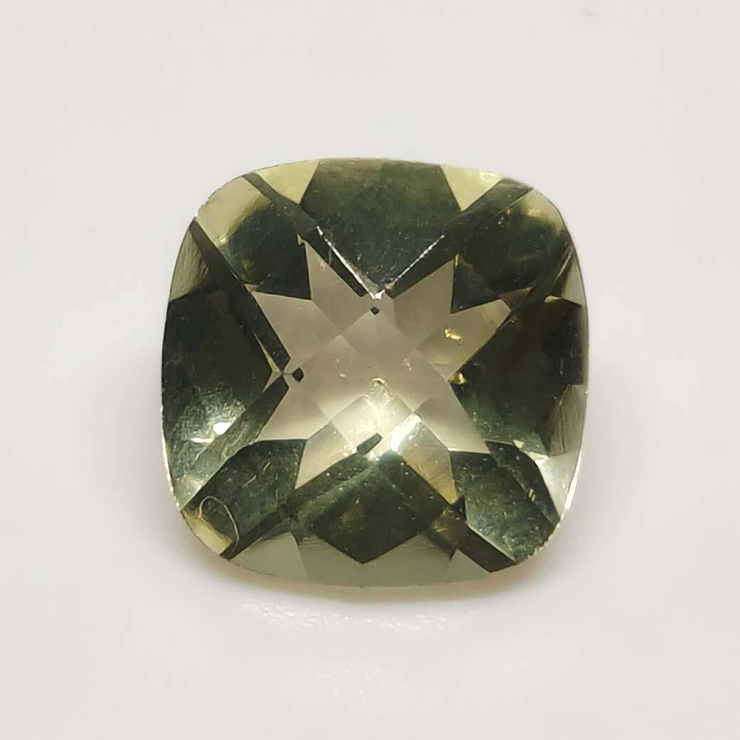 2.80 ct Natural Green Lemon Quartz: No Reserve! Title: 2.80 ct Natural Green Lemon Quartz Additional Information: Gemstones: Quartz Carat Weights: 2.80 ct Size/Dimensions: 9 x 9 x 6 mm Materials & Techniques: Quartz,Stone Shipping: Dome