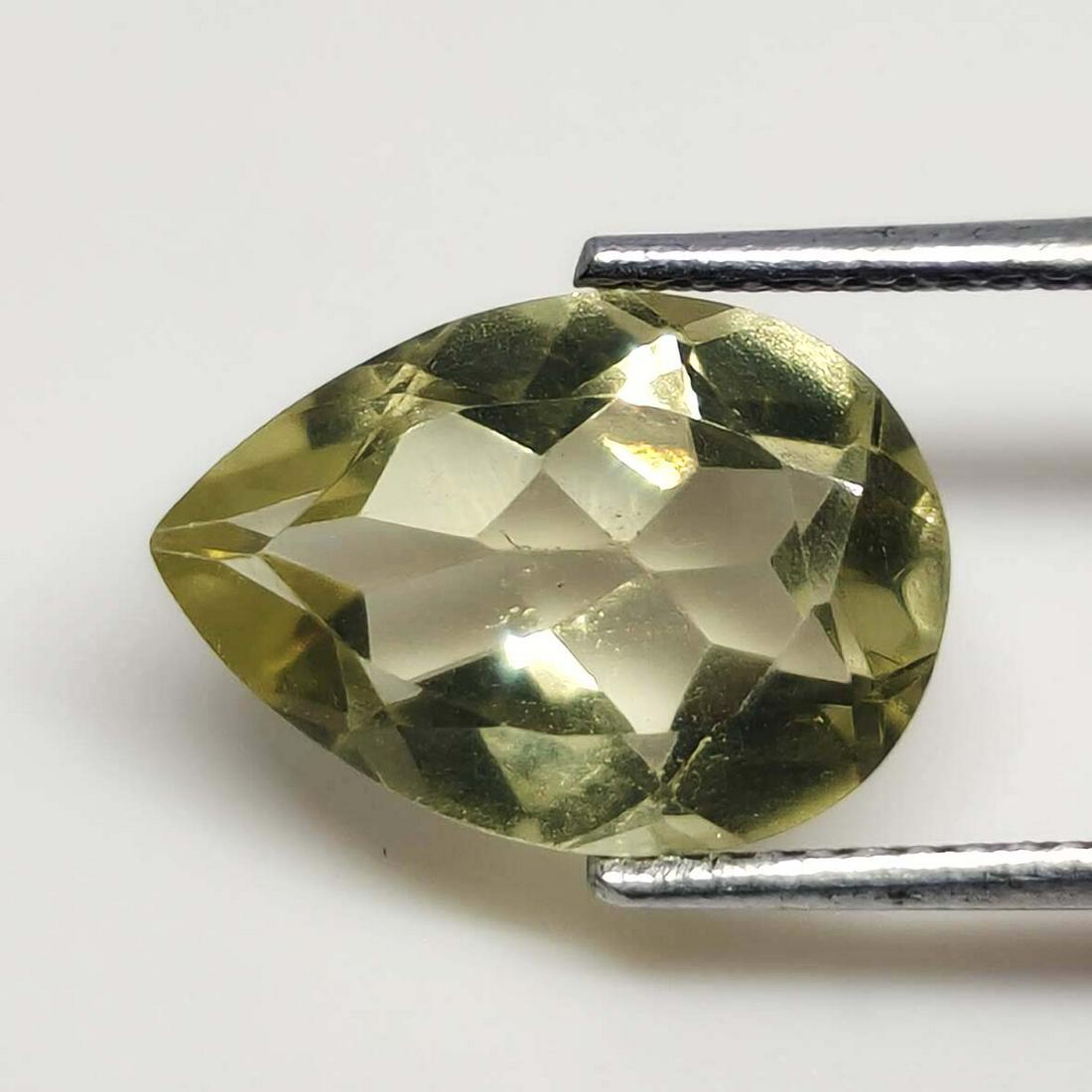 3.50 ct Natural Green Lemon Quartz: No Reserve! Title: 3.50 ct Natural Green Lemon Quartz Additional Information: Gemstones: Quartz Carat Weights: 3.50 ct Size/Dimensions: 13 x 9 x 5 mm Materials & Techniques: Quartz,Stone Shipping: Dom