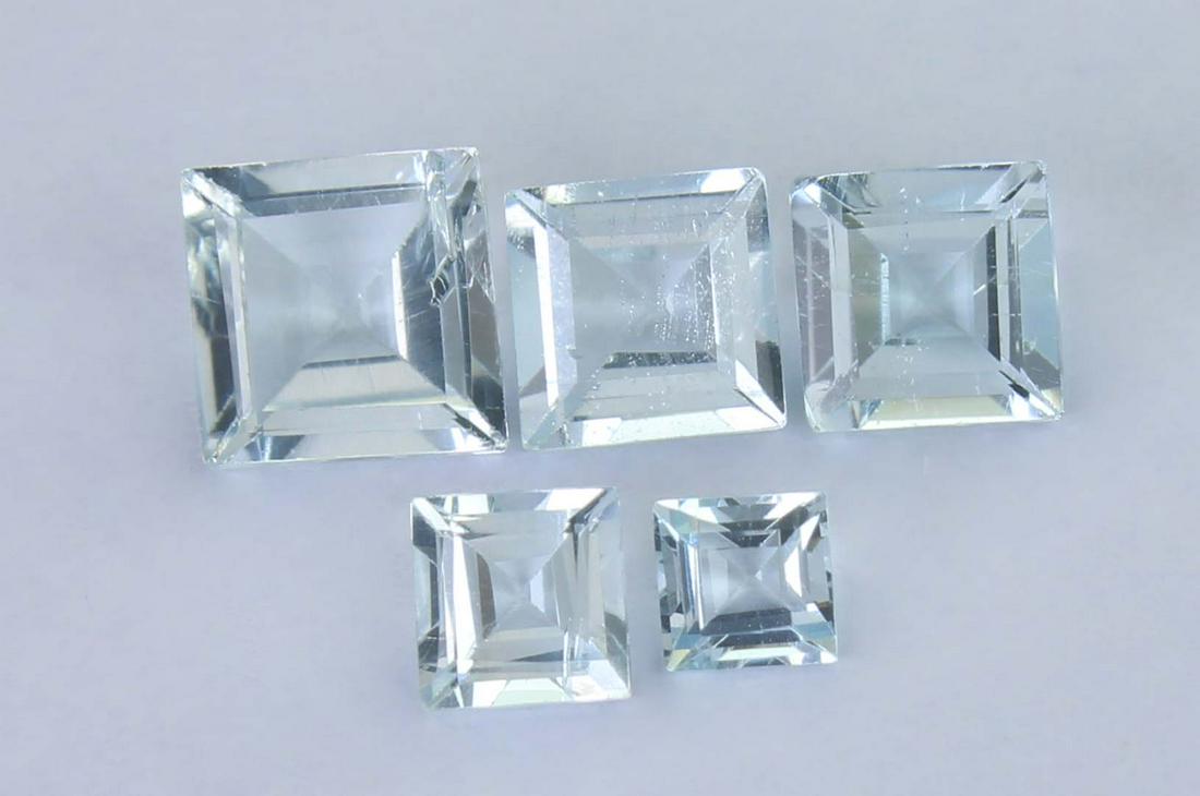 3.18 Cts Natural Aquamarine Lot: No Reserve! Title: 3.18 Cts Natural Aquamarine Lot Additional Information: Gemstone : Natural Aquamarine Origin : Australia Weight : 3.18 carats Dimensions : 5.87x5.85x3.32 mm - 3.25x3.15x2.30 mm Shap