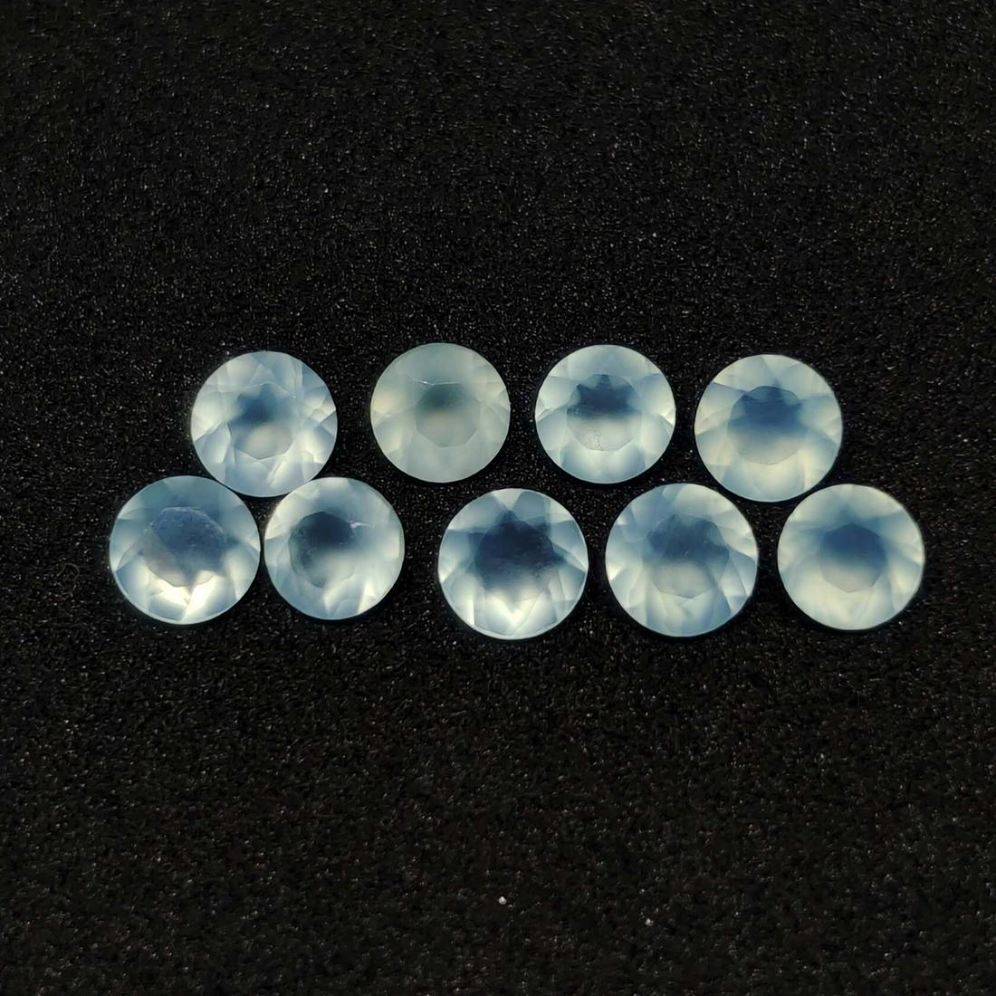 3.85 ct Natural Blue Chalcedony Lot: No Reserve! Title: 3.85 ct Natural Blue Chalcedony Lot Additional Information: Gemstones: Chalcedony Carat Weights: 3.85 ct Size/Dimensions: 5 X 5 mm Materials & Techniques: Chalcedony Shipping: Domes