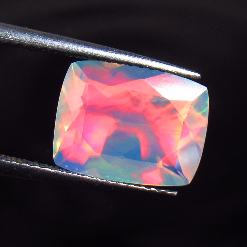 3.06 Ctw Natural Ethiopian Multicolor Fire Opal Cushion Cut (1 of 2)