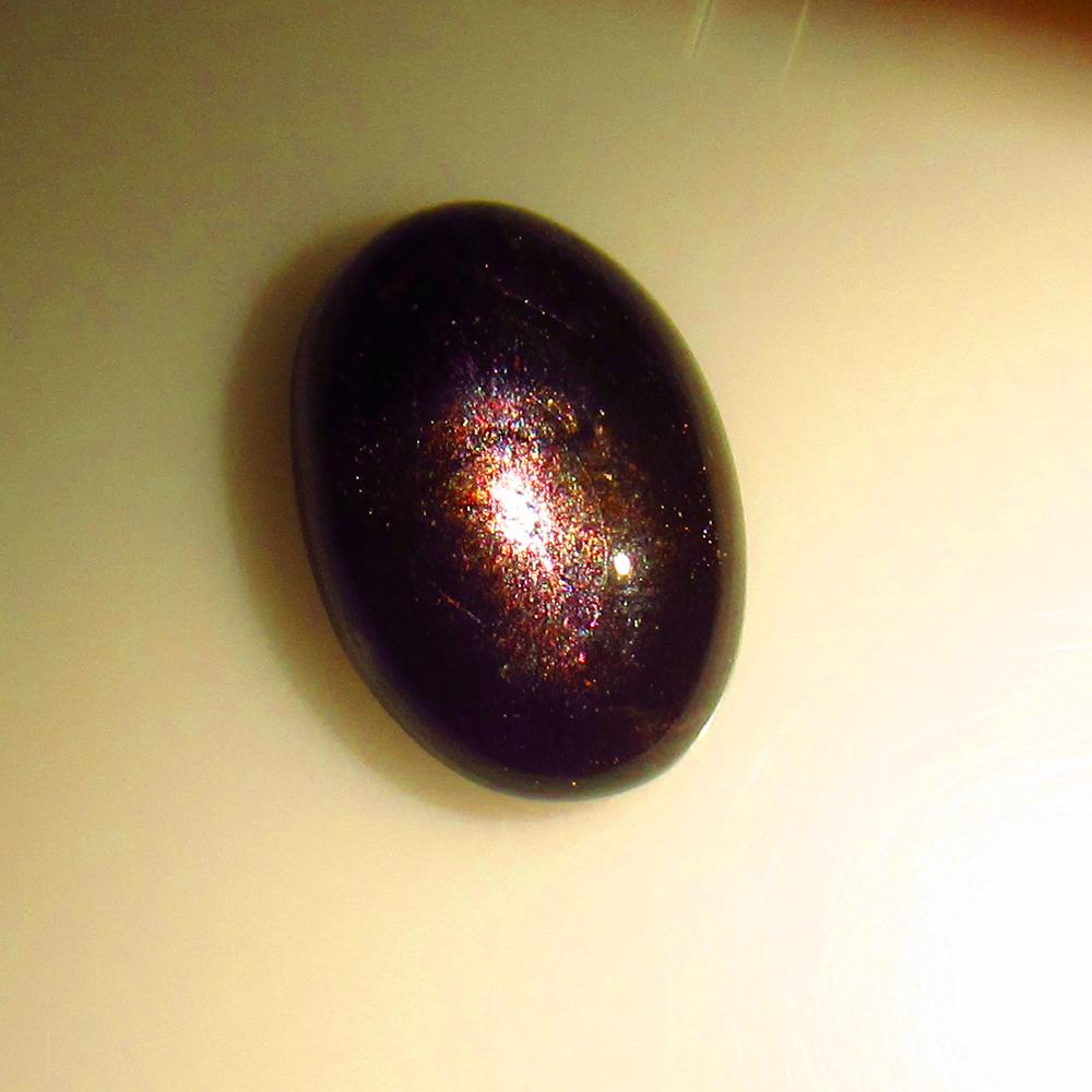 9.34 Ctw Natural Sunstone Catseye Oval Cab: No Reserve! Title: 9.34 Ctw Natural Sunstone Catseye Oval Cab Stone Clarity: Opaque Gemstones: Natural Sunstone Catseye Carat Weights: 9.34 Size/Dimensions: 17.00 x 11.90 x 6.40 mm Additional Informat