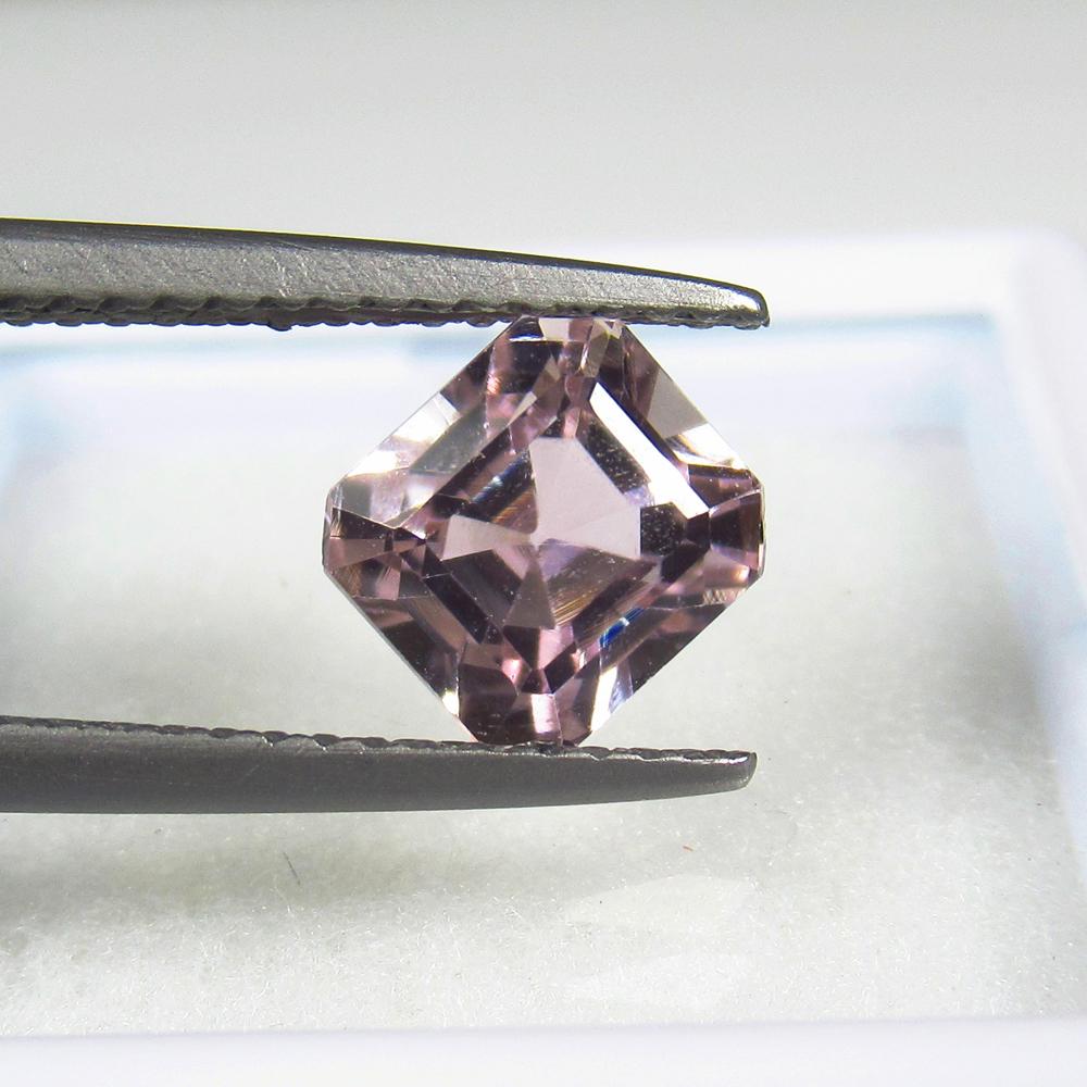 Natural Pink Kunzite - 2.15 Ct (1 of 2)