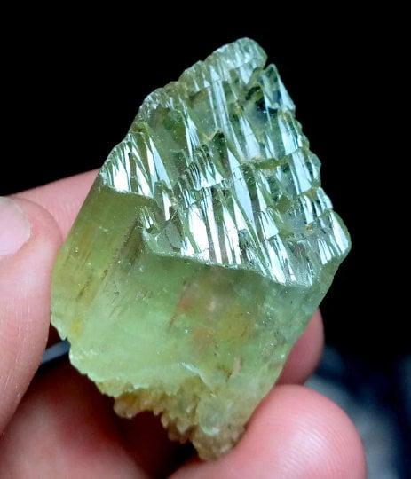 20 Grams Lovely Natural Lemon Color Dogtouth Head Kunzite Crystal Specimen from Afghanistan: Materials: Kunzite Specimen 20 Grams Lovely Natural Lemon Color Dogtouth Head Kunzite Crystal Specimen from Afghanistan SIZE 25*18*37 mm Reserve: $25.00 Shipping: Domestic: Flat-rate of $15.00 to anyw