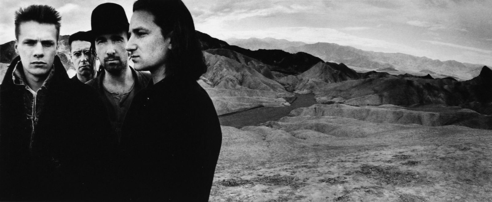 Anton Corbijn: U2. Death Valley, Usa. 1986: Artist: Anton Corbijn Title: U2. Death Valley, Usa. 1986 Date Printed: 2008 Medium: High Quality Offset Photo Print with Copyright Anton Corbijn Print Origin: Printed in Italy - Portfolio Edition by C